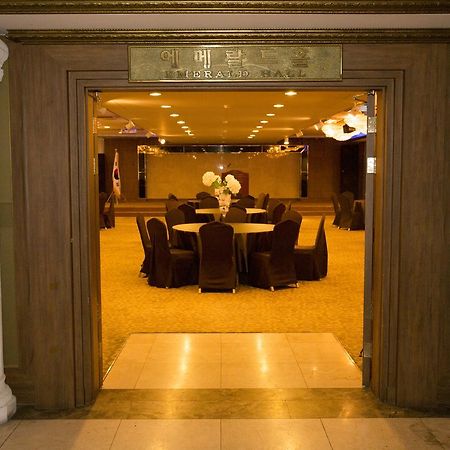 Diamond Tourist Hotel ปูซาน ภายนอก รูปภาพ