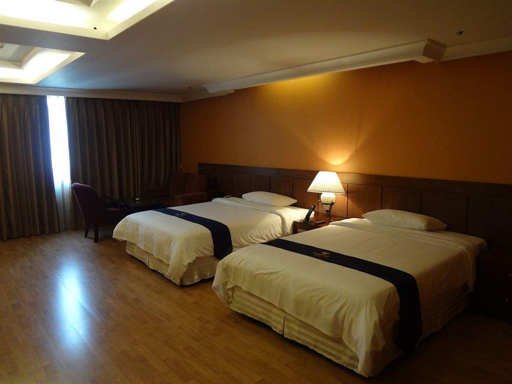Diamond Tourist Hotel ปูซาน ภายนอก รูปภาพ