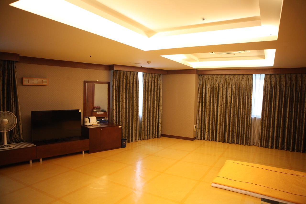 Diamond Tourist Hotel ปูซาน ภายนอก รูปภาพ